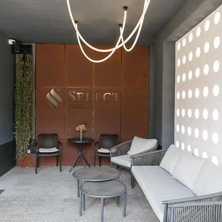 Select Hotel Lviv Exterior photo
