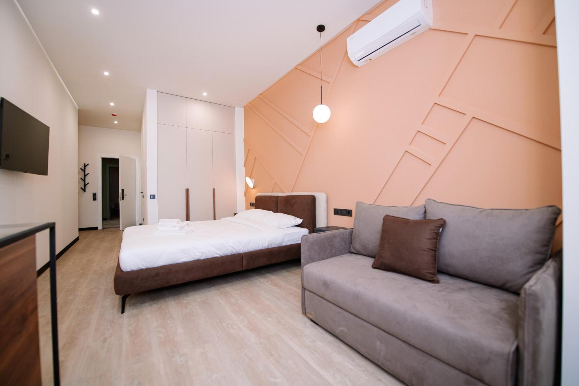 Select Hotel Lviv Exterior photo