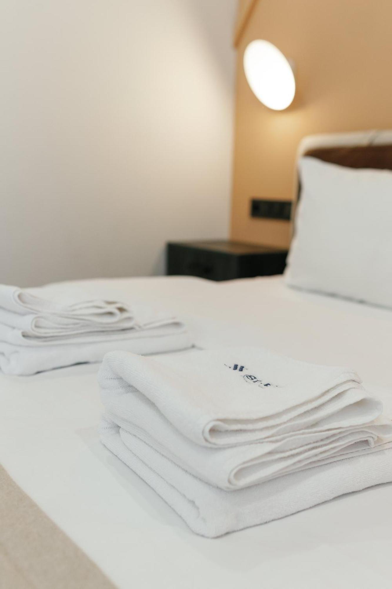 Select Hotel Lviv Exterior photo